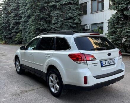 Білий Субару Аутбек, об'ємом двигуна 2.5 л та пробігом 217 тис. км за 7900 $, фото 2 на Automoto.ua