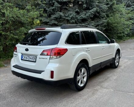Білий Субару Аутбек, об'ємом двигуна 2.5 л та пробігом 217 тис. км за 7900 $, фото 1 на Automoto.ua
