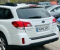 Білий Субару Аутбек, об'ємом двигуна 2.5 л та пробігом 220 тис. км за 11700 $, фото 4 на Automoto.ua