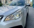 Субару Аутбек 2013 в Днепре (Днепропетровске) на Automoto.ua Белый Субару Аутбек, объемом двигателя 2.46 л и пробегом 179 тыс. км за 10100 $, фото 5 на Automoto.ua