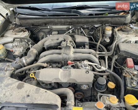 Субару Аутбек 2013 у Львові на Automoto.ua Білий Субару Аутбек, об'ємом двигуна 2.5 л та пробігом 238 тис. км за 8888 $, фото 15 на Automoto.ua