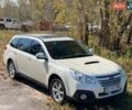 Белый Субару Аутбек, объемом двигателя 2 л и пробегом 300 тыс. км за 9200 $, фото 1 на Automoto.ua