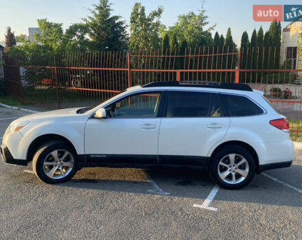 Субару Аутбек 2013 у Львові на Automoto.ua Білий Субару Аутбек, об'ємом двигуна 2.5 л та пробігом 238 тис. км за 8888 $, фото 3 на Automoto.ua
