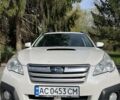 Белый Субару Аутбек, объемом двигателя 2 л и пробегом 253 тыс. км за 11100 $, фото 1 на Automoto.ua