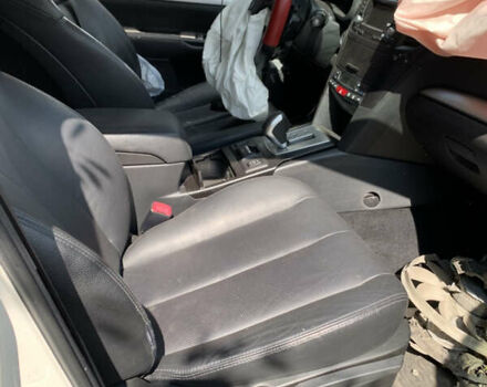 Білий Субару Аутбек, об'ємом двигуна 0 л та пробігом 120 тис. км за 2650 $, фото 4 на Automoto.ua