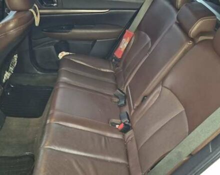 Білий Субару Аутбек, об'ємом двигуна 2.46 л та пробігом 280 тис. км за 11000 $, фото 25 на Automoto.ua