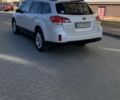 Білий Субару Аутбек, об'ємом двигуна 2.5 л та пробігом 170 тис. км за 9000 $, фото 5 на Automoto.ua