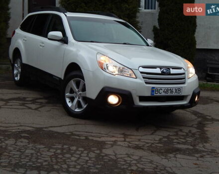 Белый Субару Аутбек, объемом двигателя 2.46 л и пробегом 240 тыс. км за 10890 $, фото 5 на Automoto.ua