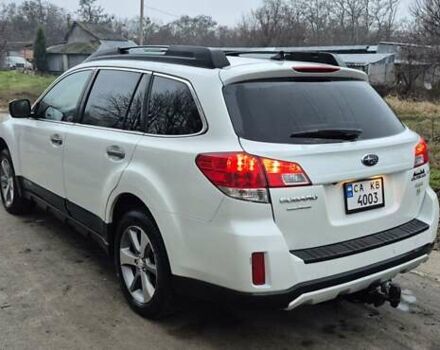 Білий Субару Аутбек, об'ємом двигуна 2.46 л та пробігом 280 тис. км за 11000 $, фото 12 на Automoto.ua