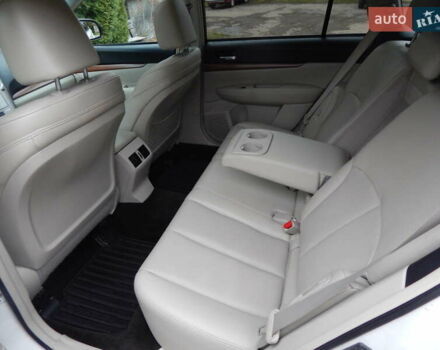 Белый Субару Аутбек, объемом двигателя 2.46 л и пробегом 240 тыс. км за 10890 $, фото 69 на Automoto.ua