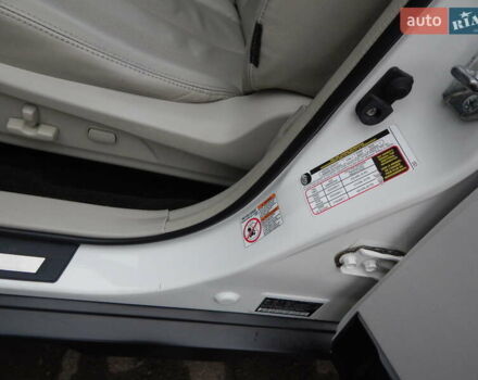 Белый Субару Аутбек, объемом двигателя 2.46 л и пробегом 240 тыс. км за 10890 $, фото 67 на Automoto.ua