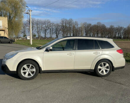 Білий Субару Аутбек, об'ємом двигуна 2.5 л та пробігом 190 тис. км за 10000 $, фото 5 на Automoto.ua