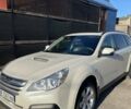 Белый Субару Аутбек, объемом двигателя 2 л и пробегом 305 тыс. км за 10500 $, фото 1 на Automoto.ua