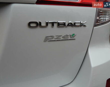 Белый Субару Аутбек, объемом двигателя 2.46 л и пробегом 240 тыс. км за 10890 $, фото 41 на Automoto.ua
