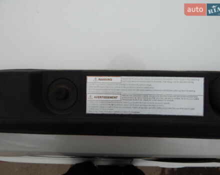 Белый Субару Аутбек, объемом двигателя 2.46 л и пробегом 240 тыс. км за 10890 $, фото 46 на Automoto.ua