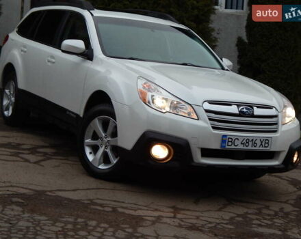 Белый Субару Аутбек, объемом двигателя 2.46 л и пробегом 240 тыс. км за 10890 $, фото 6 на Automoto.ua