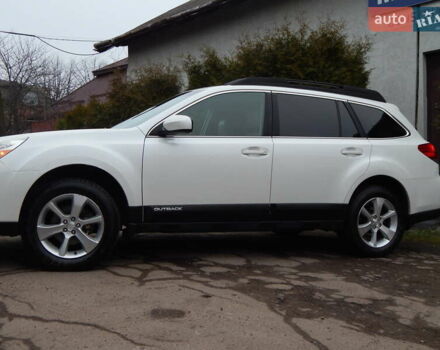Белый Субару Аутбек, объемом двигателя 2.46 л и пробегом 240 тыс. км за 10890 $, фото 27 на Automoto.ua