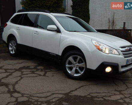 Белый Субару Аутбек, объемом двигателя 2.46 л и пробегом 240 тыс. км за 10890 $, фото 9 на Automoto.ua