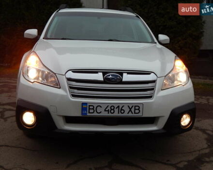 Белый Субару Аутбек, объемом двигателя 2.46 л и пробегом 240 тыс. км за 10890 $, фото 11 на Automoto.ua