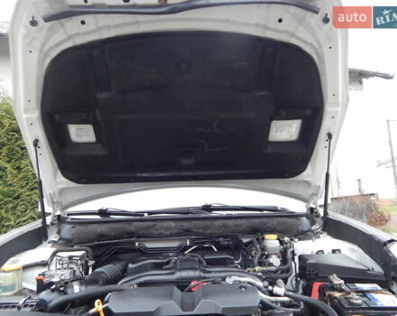 Белый Субару Аутбек, объемом двигателя 2.46 л и пробегом 240 тыс. км за 10890 $, фото 30 на Automoto.ua