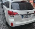 Білий Субару Аутбек, об'ємом двигуна 2 л та пробігом 220 тис. км за 10500 $, фото 2 на Automoto.ua