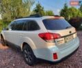 Белый Субару Аутбек, объемом двигателя 2.46 л и пробегом 260 тыс. км за 12000 $, фото 2 на Automoto.ua