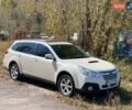 Белый Субару Аутбек, объемом двигателя 2 л и пробегом 300 тыс. км за 9200 $, фото 9 на Automoto.ua