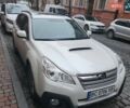 Білий Субару Аутбек, об'ємом двигуна 2 л та пробігом 220 тис. км за 10500 $, фото 1 на Automoto.ua