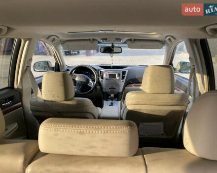 Субару Аутбек 2013 у Львові на Automoto.ua Білий Субару Аутбек, об'ємом двигуна 2.5 л та пробігом 238 тис. км за 8888 $, фото 13 на Automoto.ua