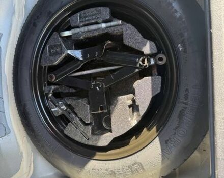 Белый Субару Аутбек, объемом двигателя 2.5 л и пробегом 222 тыс. км за 8950 $, фото 15 на Automoto.ua