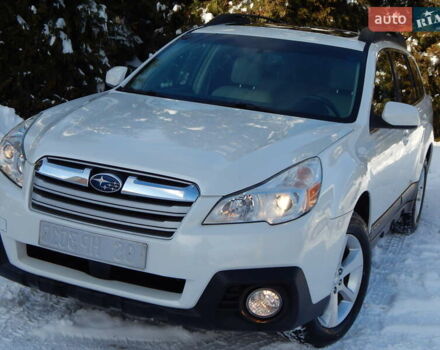 Белый Субару Аутбек, объемом двигателя 2.5 л и пробегом 240 тыс. км за 9990 $, фото 1 на Automoto.ua