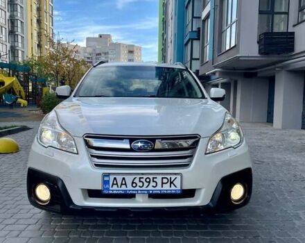 Субару Аутбек 2013 в Днепре (Днепропетровске) на Automoto.ua Белый Субару Аутбек, объемом двигателя 2.46 л и пробегом 179 тыс. км за 10100 $, фото 6 на Automoto.ua