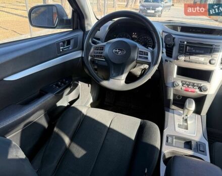 Белый Субару Аутбек, объемом двигателя 2.5 л и пробегом 222 тыс. км за 8950 $, фото 43 на Automoto.ua