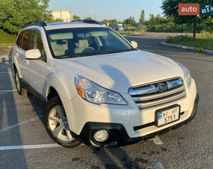 Білий Субару Аутбек, об'ємом двигуна 2.5 л та пробігом 240 тис. км за 8787 $, фото 2 на Automoto.ua