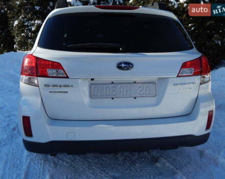 Белый Субару Аутбек, объемом двигателя 2.5 л и пробегом 240 тыс. км за 9990 $, фото 27 на Automoto.ua
