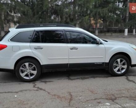 Белый Субару Аутбек, объемом двигателя 2.46 л и пробегом 145 тыс. км за 13500 $, фото 3 на Automoto.ua