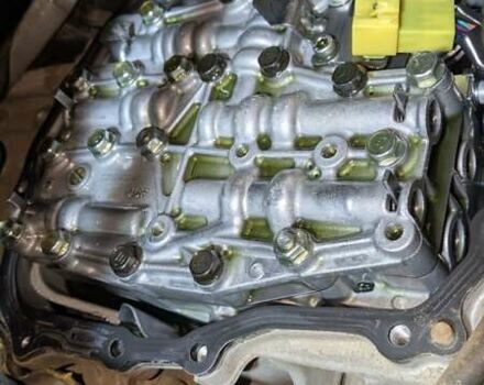 Білий Субару Аутбек, об'ємом двигуна 2.46 л та пробігом 280 тис. км за 11000 $, фото 36 на Automoto.ua