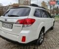 Білий Субару Аутбек, об'ємом двигуна 2.46 л та пробігом 141 тис. км за 12600 $, фото 6 на Automoto.ua