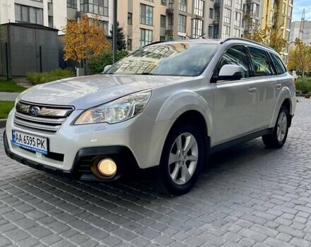 Субару Аутбек 2013 в Днепре (Днепропетровске) на Automoto.ua Белый Субару Аутбек, объемом двигателя 2.46 л и пробегом 179 тыс. км за 10100 $, фото 9 на Automoto.ua