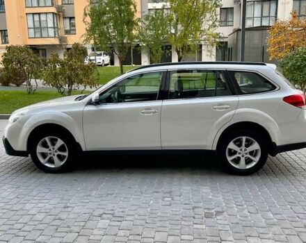 Субару Аутбек 2013 в Днепре (Днепропетровске) на Automoto.ua Белый Субару Аутбек, объемом двигателя 2.46 л и пробегом 179 тыс. км за 10100 $, фото 7 на Automoto.ua