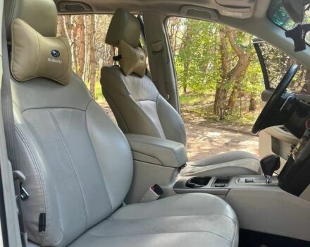 Белый Субару Аутбек, объемом двигателя 2.5 л и пробегом 245 тыс. км за 11300 $, фото 14 на Automoto.ua