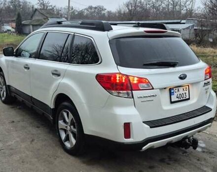 Білий Субару Аутбек, об'ємом двигуна 2.46 л та пробігом 280 тис. км за 11000 $, фото 13 на Automoto.ua