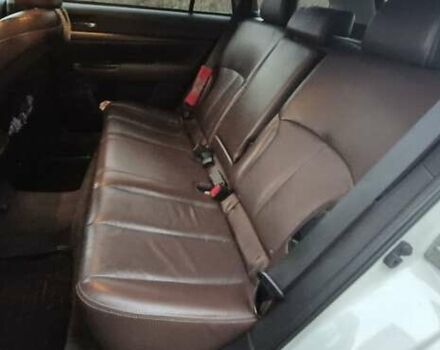 Білий Субару Аутбек, об'ємом двигуна 2.46 л та пробігом 280 тис. км за 11000 $, фото 23 на Automoto.ua