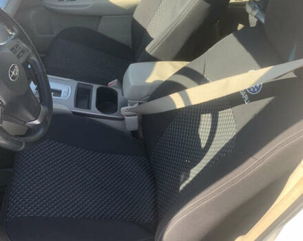 Белый Субару Аутбек, объемом двигателя 2.5 л и пробегом 246 тыс. км за 9500 $, фото 16 на Automoto.ua