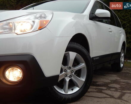 Белый Субару Аутбек, объемом двигателя 2.46 л и пробегом 240 тыс. км за 10890 $, фото 25 на Automoto.ua