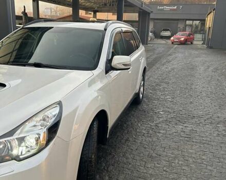 Белый Субару Аутбек, объемом двигателя 2 л и пробегом 255 тыс. км за 9700 $, фото 8 на Automoto.ua