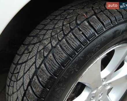 Белый Субару Аутбек, объемом двигателя 2.46 л и пробегом 240 тыс. км за 10890 $, фото 18 на Automoto.ua