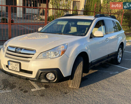 Субару Аутбек 2013 у Львові на Automoto.ua Білий Субару Аутбек, об'ємом двигуна 2.5 л та пробігом 238 тис. км за 8888 $, фото 1 на Automoto.ua