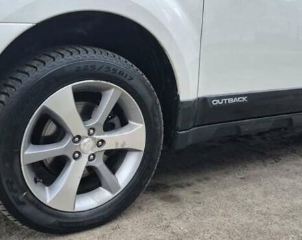 Білий Субару Аутбек, об'ємом двигуна 2.46 л та пробігом 280 тис. км за 11000 $, фото 17 на Automoto.ua