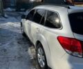 Белый Субару Аутбек, объемом двигателя 2 л и пробегом 230 тыс. км за 12800 $, фото 4 на Automoto.ua